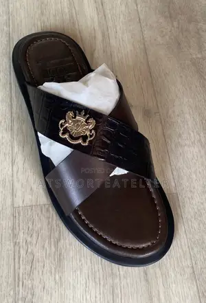 Élan Cross Handmade Slippers - Available in Coffee Brown and Black