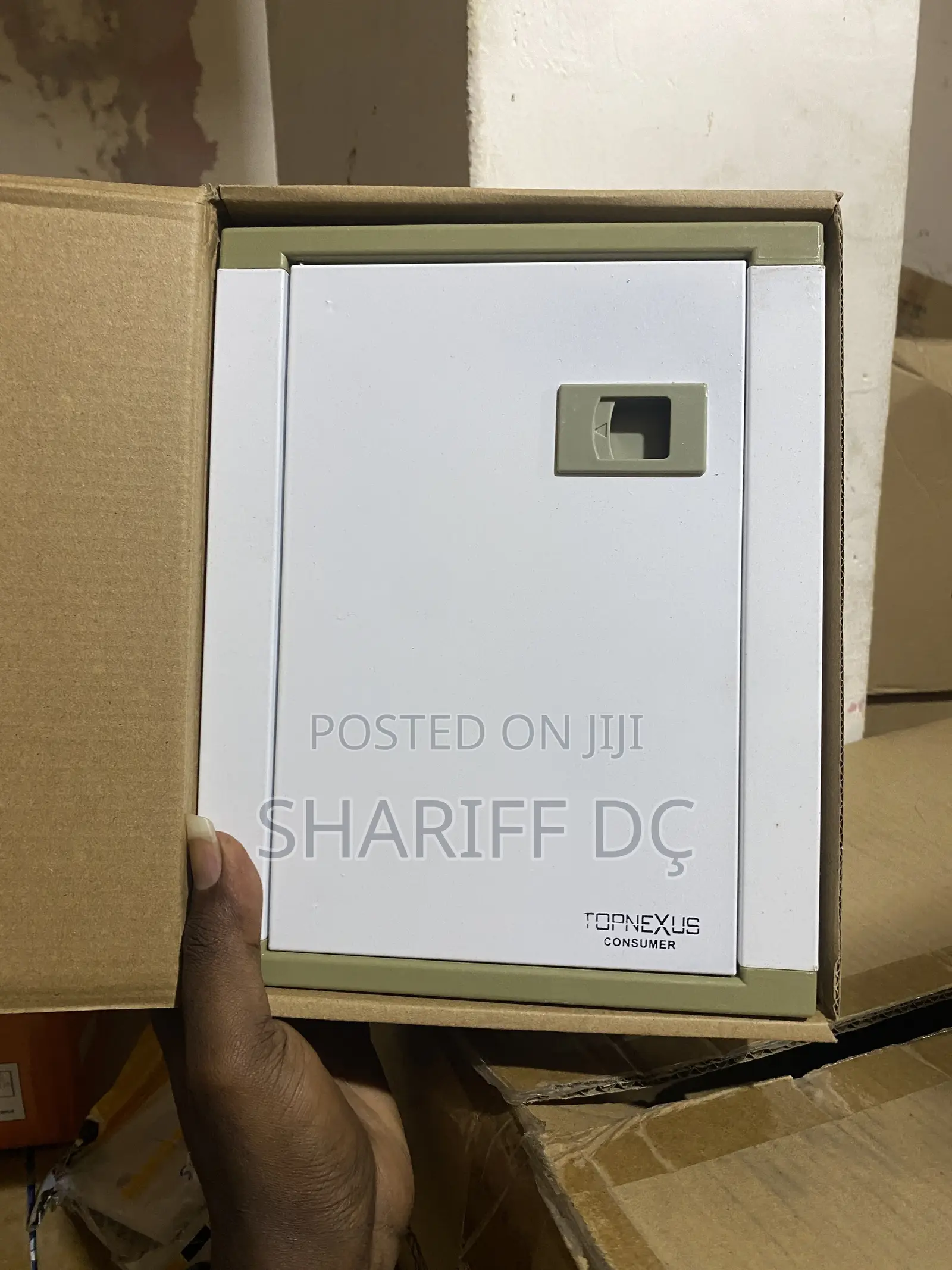Distribution Board/ Main Switch 4way