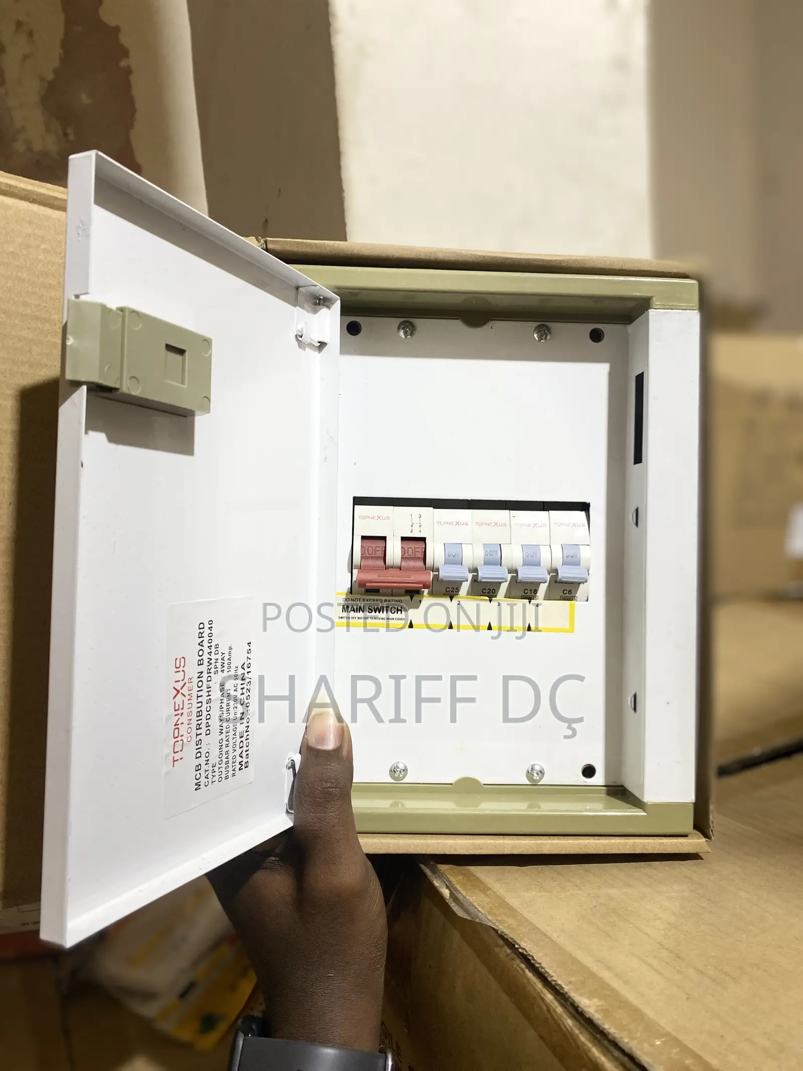 Distribution Board/ Main Switch 4way