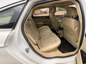 Ford Fusion SE 2013 White