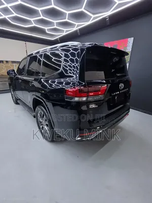 Toyota Land Cruiser 2023 Black