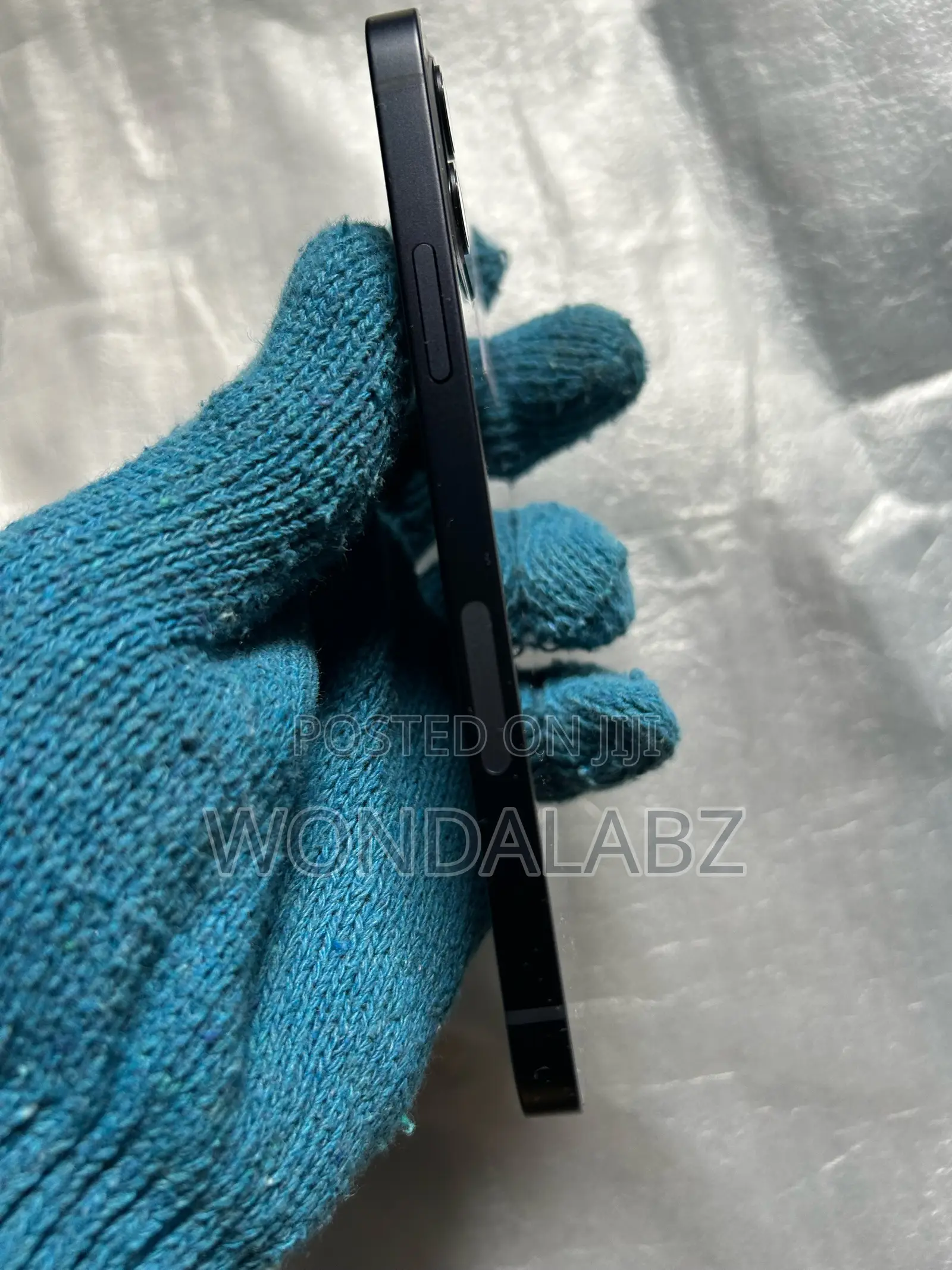 Apple iPhone 12 64 GB