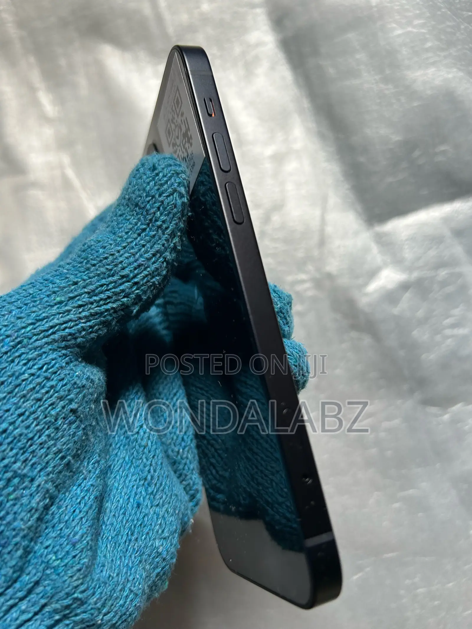 Apple iPhone 12 64 GB