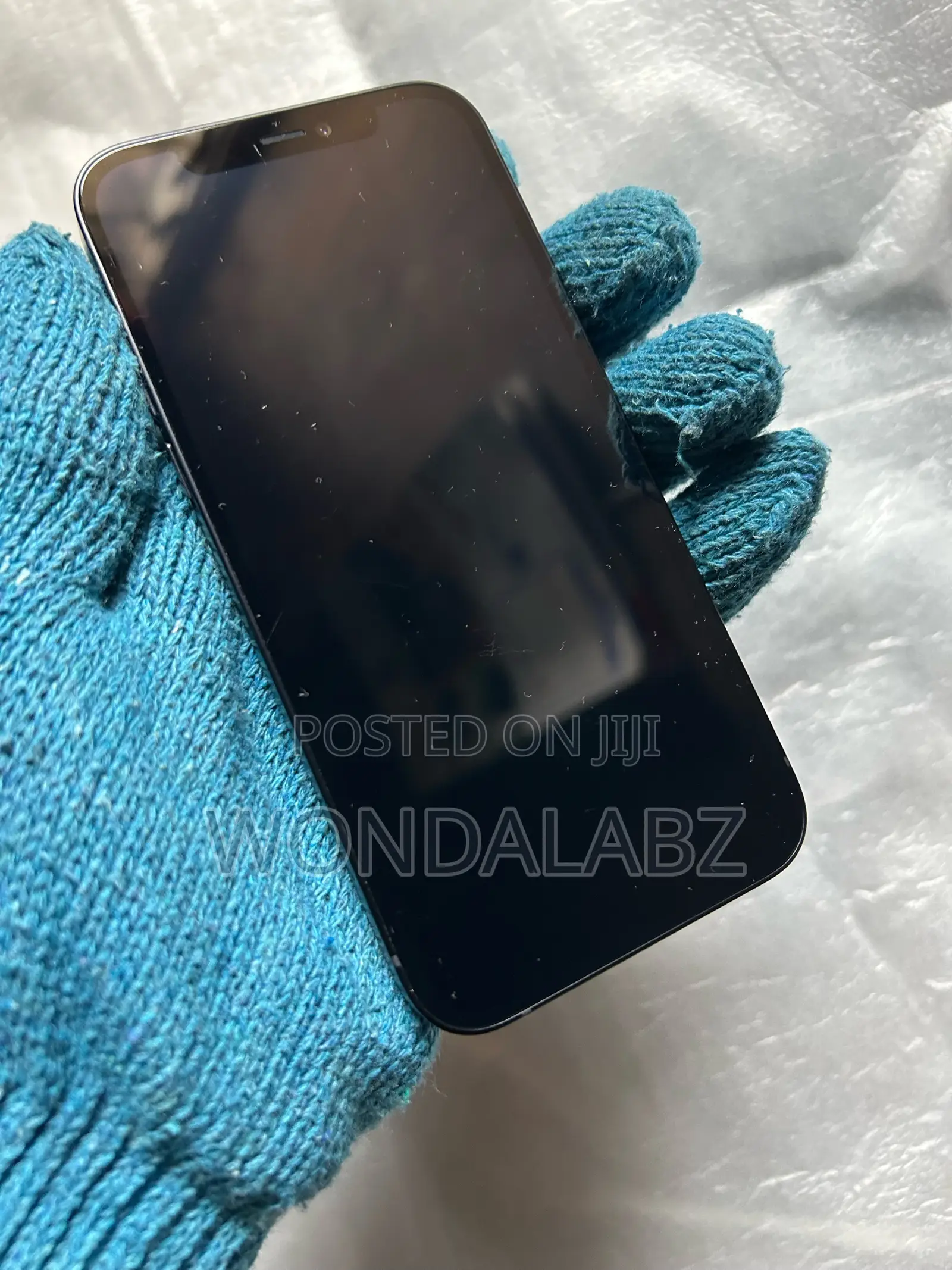 Apple iPhone 12 64 GB