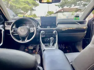 Toyota RAV4 2020 Black