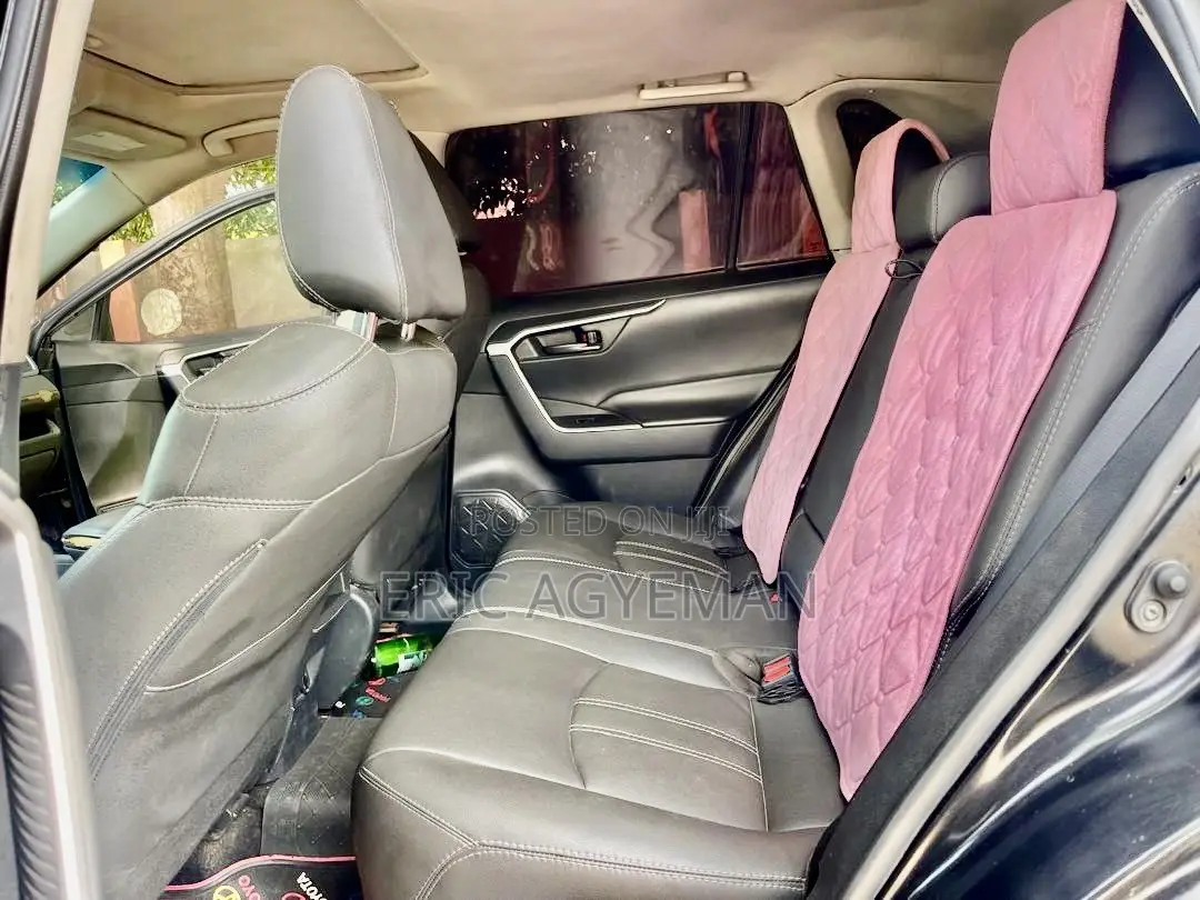 Toyota RAV4 2020 Black