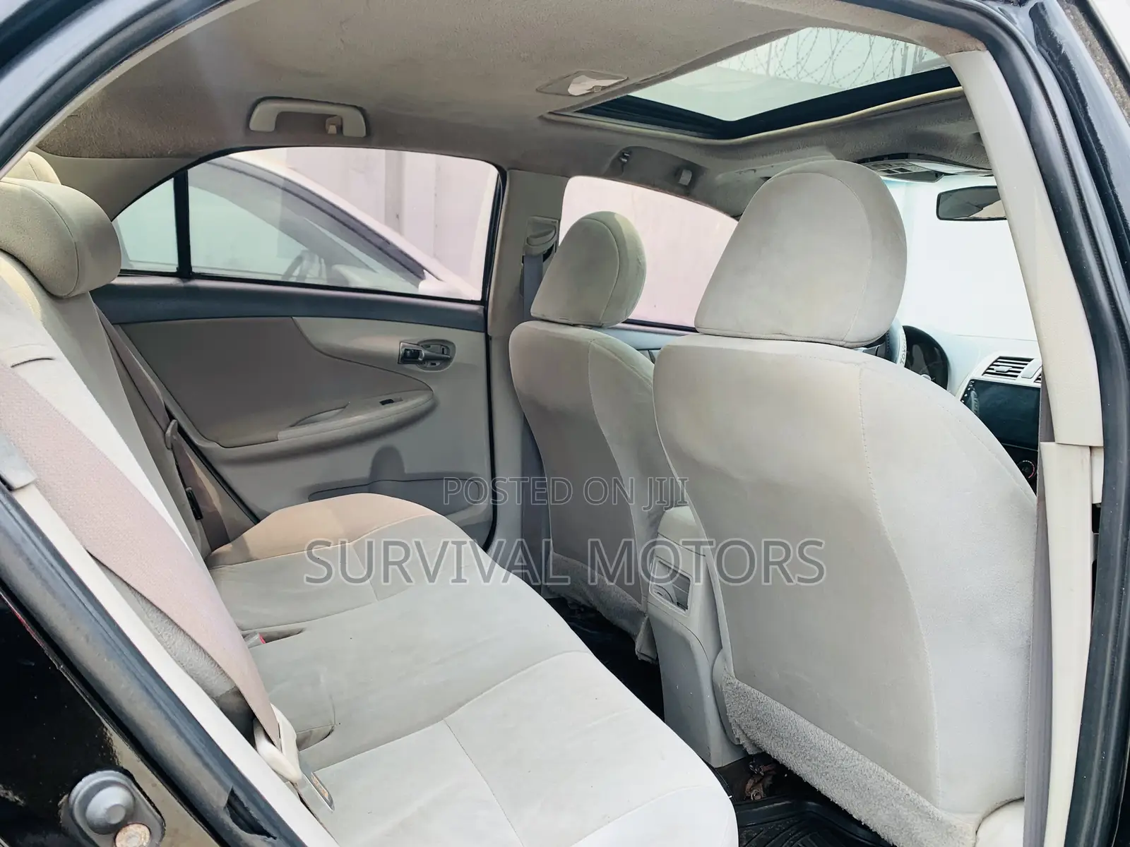 Toyota Corolla LE 4dr Sedan (1.8L 4cyl 4A) 2010 Black