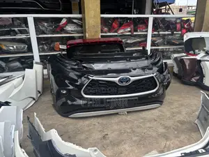 HIGHLANDER 2022 Front Bumper