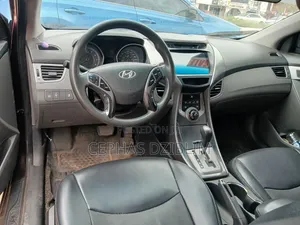 Hyundai Elantra 2013 Brown