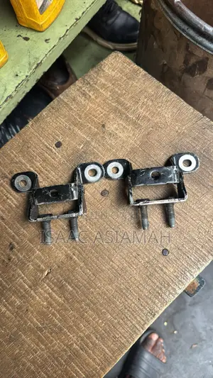 Honda HRV 2022,2023,2024 Boot Hinge / Inches