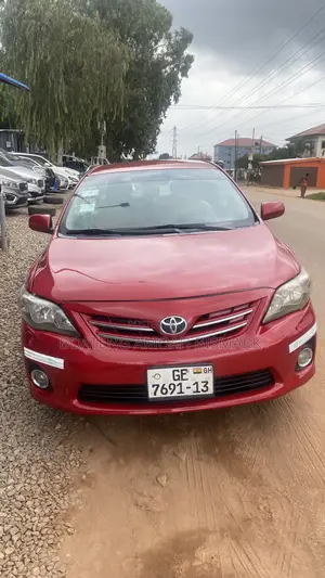 Toyota Corolla 2013 Red