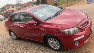 Toyota Corolla 2013 Red