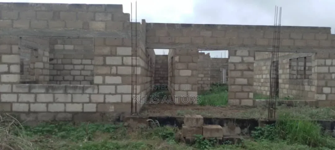 5bdrm House in Sunyani Municipal for sale