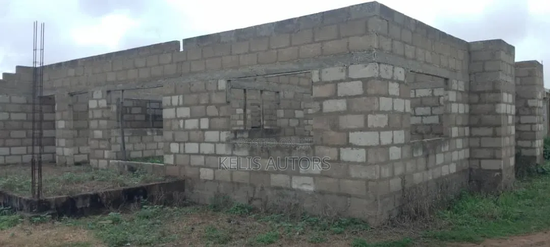 5bdrm House in Sunyani Municipal for sale