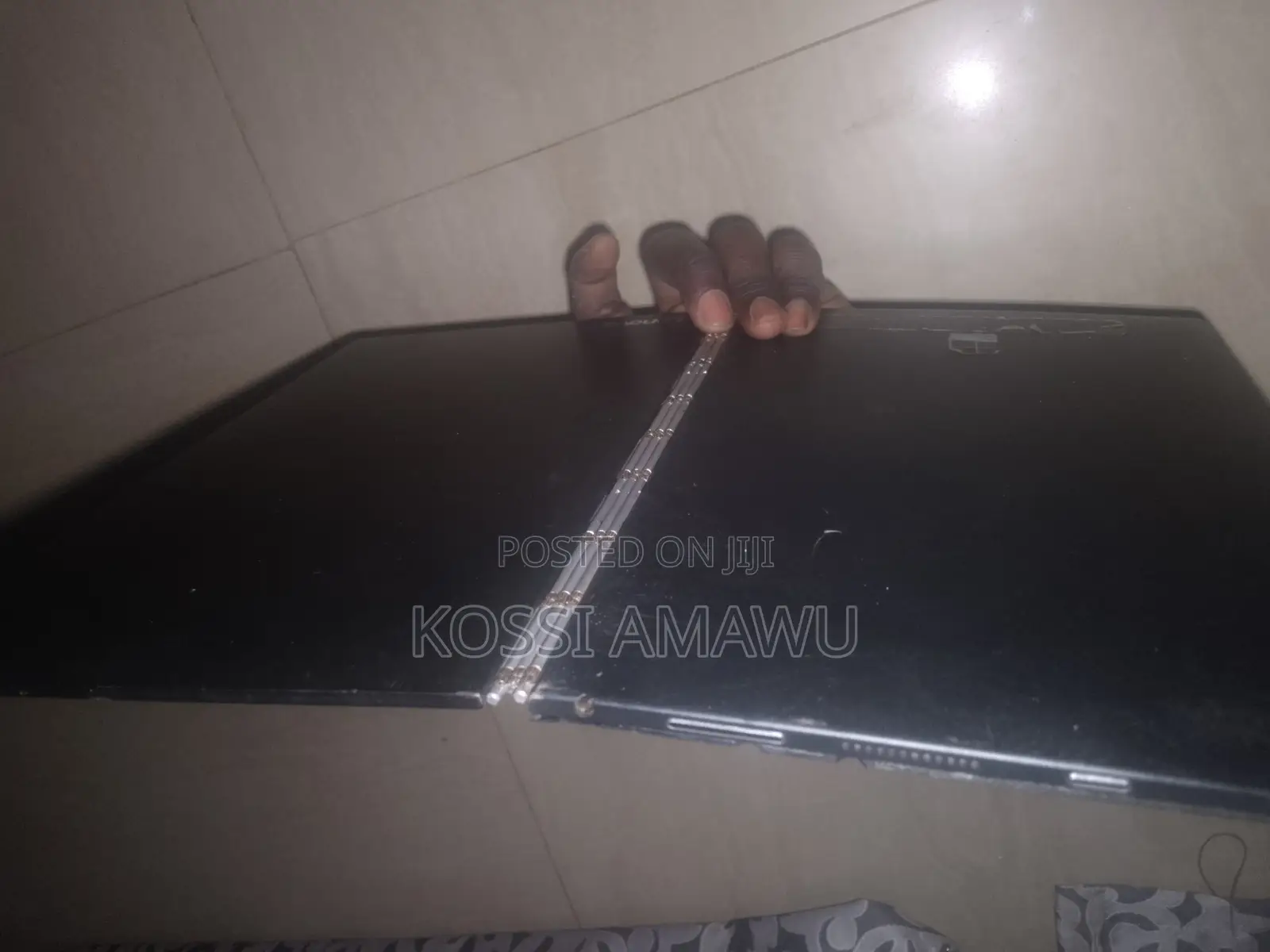 Laptop Lenovo Yoga Book 9i 4GB Intel Atom SSD 60GB
