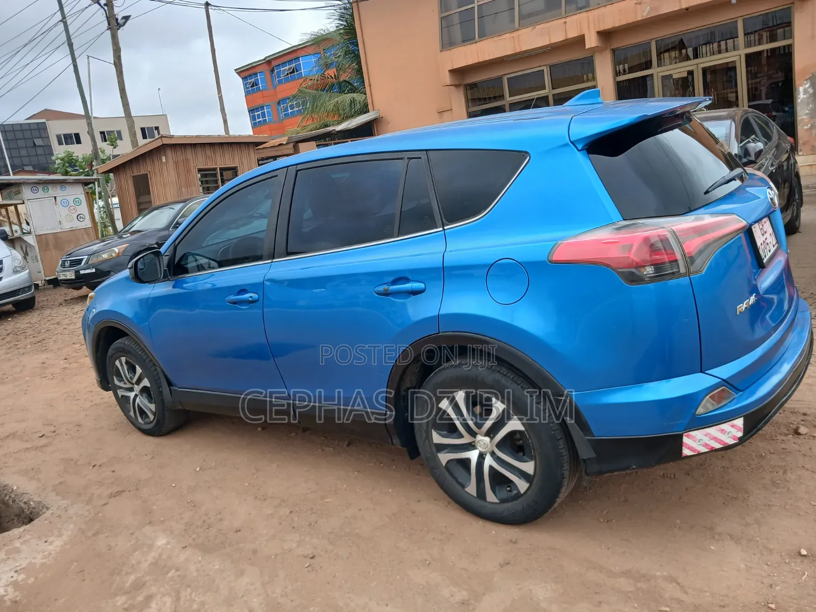 Toyota RAV4 2018 Blue