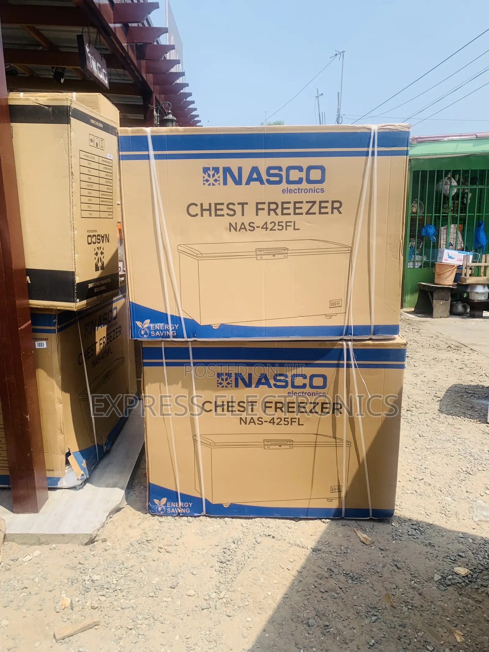 Ultra Modern NASCO-318-LTRS-CHEST-FREEZER-NAS-425FL