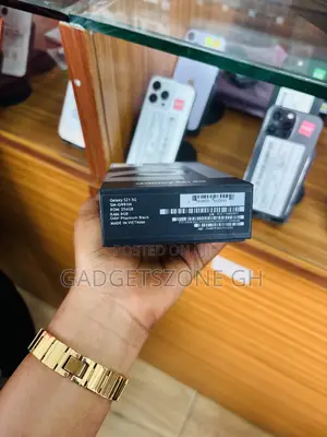 New Samsung Galaxy S21 5G 256 GB Black