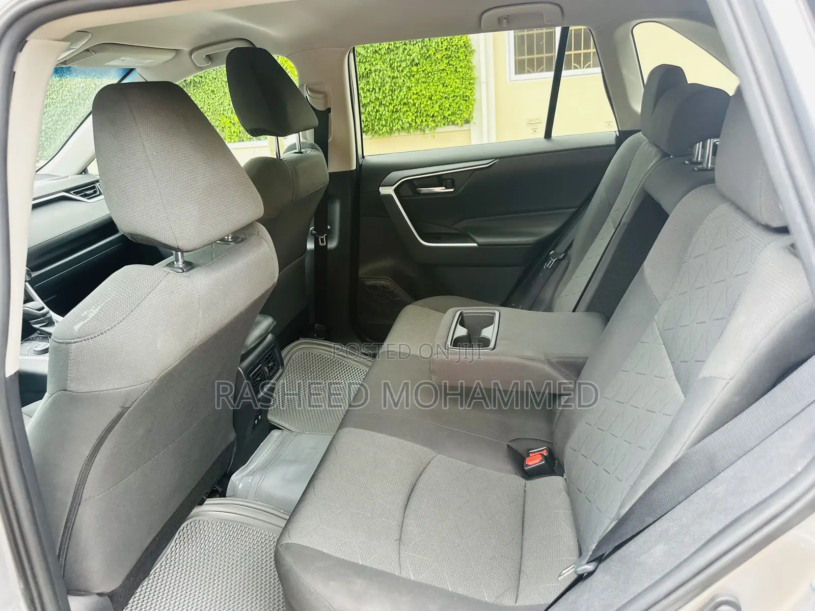 Toyota RAV4 XLE Premium AWD 2020 Silver