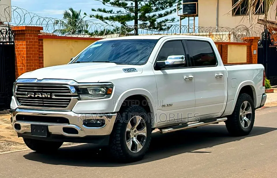Dodge RAM 2021 White