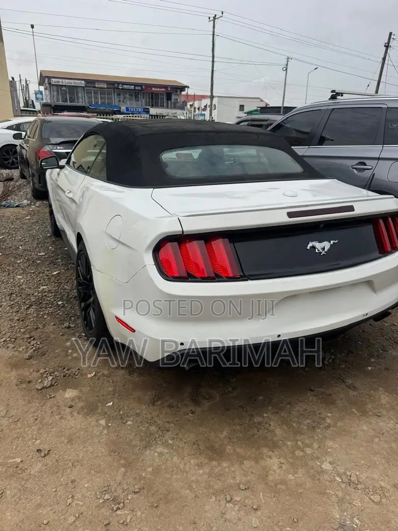 Ford Mustang EcoBoost Premium Convertible 2017 White