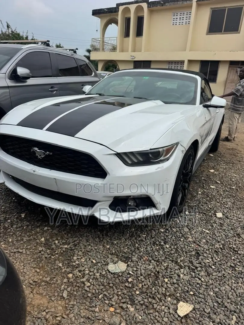 Ford Mustang EcoBoost Premium Convertible 2017 White