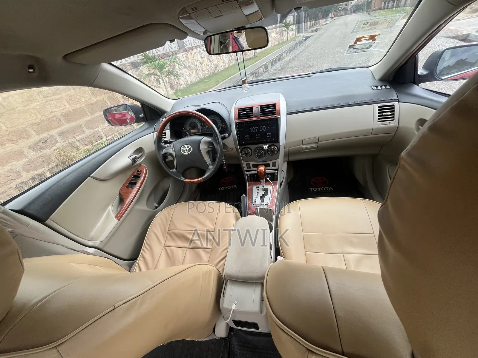 Toyota Corolla 2013 Red