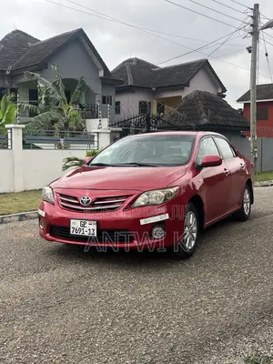Toyota Corolla 2013 Red
