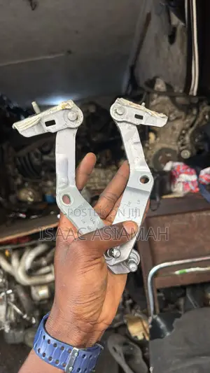 Honda CRV 2023,2024,2025 Boot Hinges / Inches