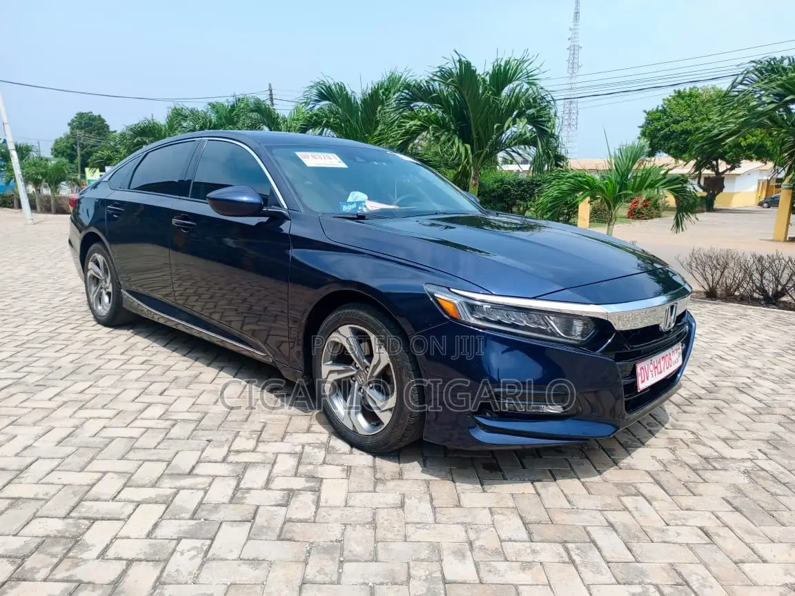 Honda Accord EX-L (2.0L 4cyl Turbo 10A) 2019 Blue