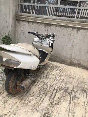Honda Forza 2010 White