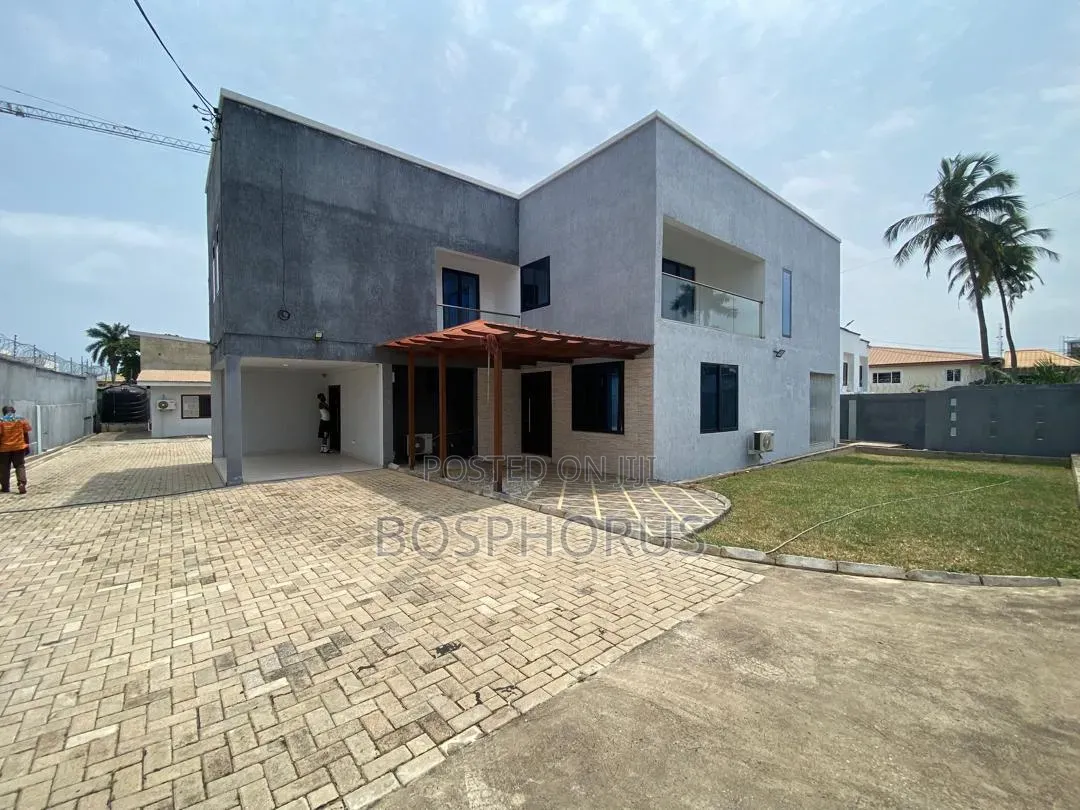 5bdrm House in Labone for rent