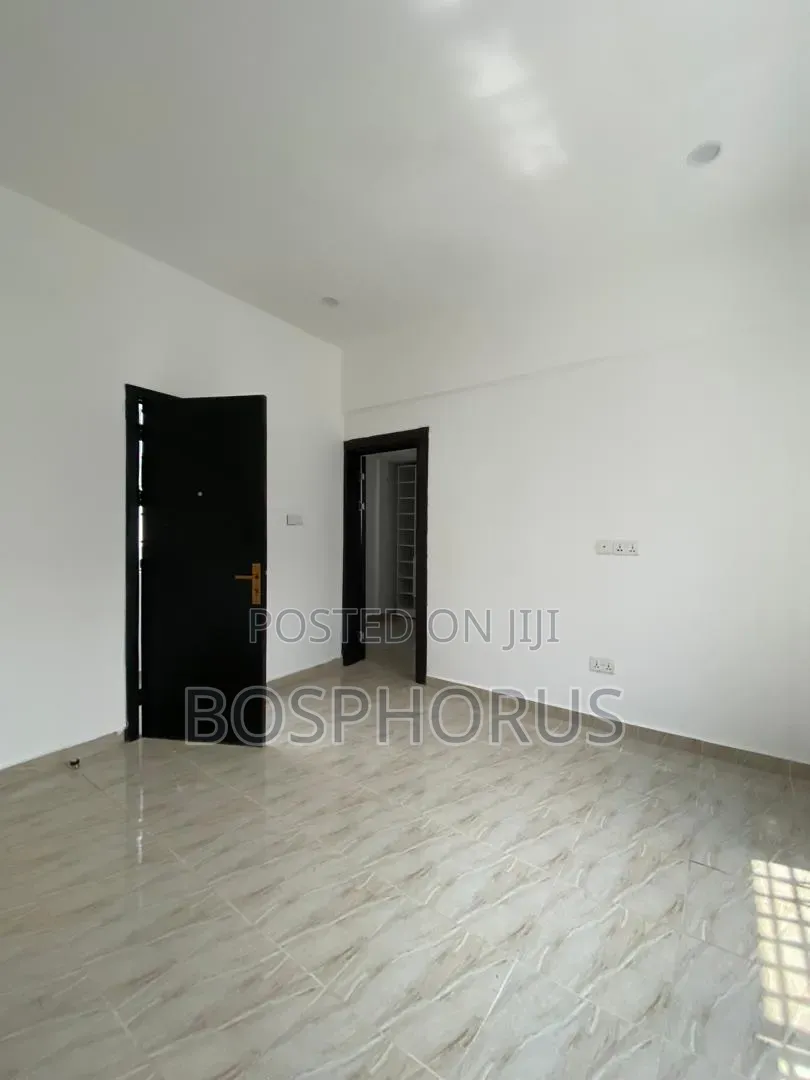 5bdrm House in Labone for rent