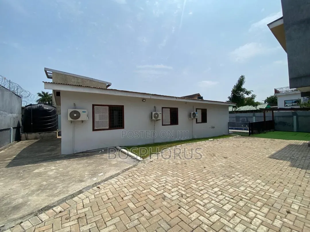 5bdrm House in Labone for rent