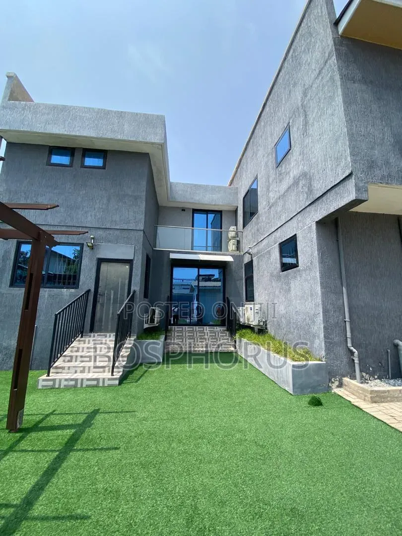 5bdrm House in Labone for rent