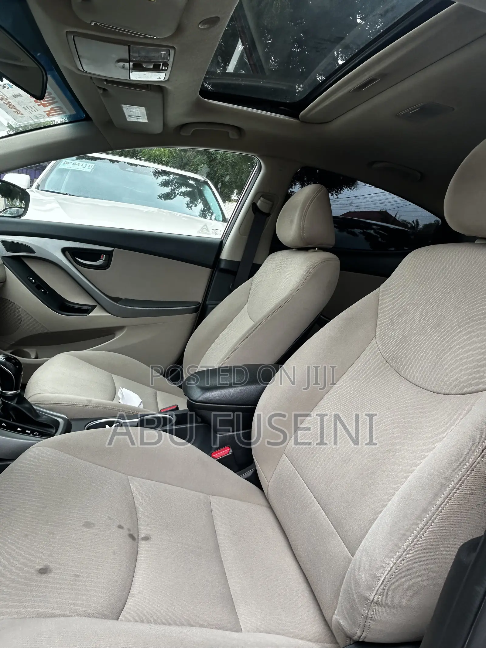 Hyundai Elantra 2016 Red