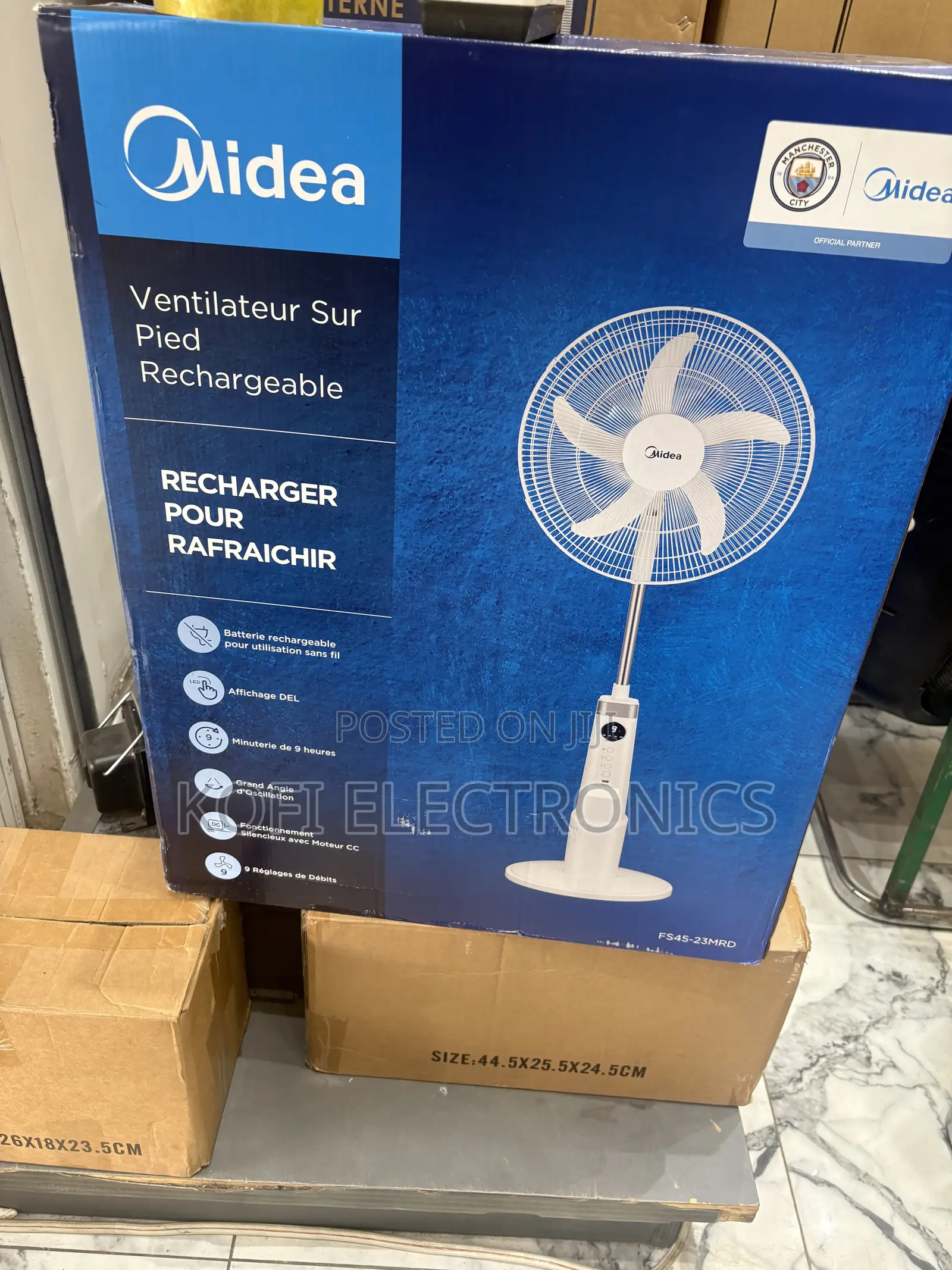 A Perfect 5 Blade Midea Rechargeable Fan 18" -White