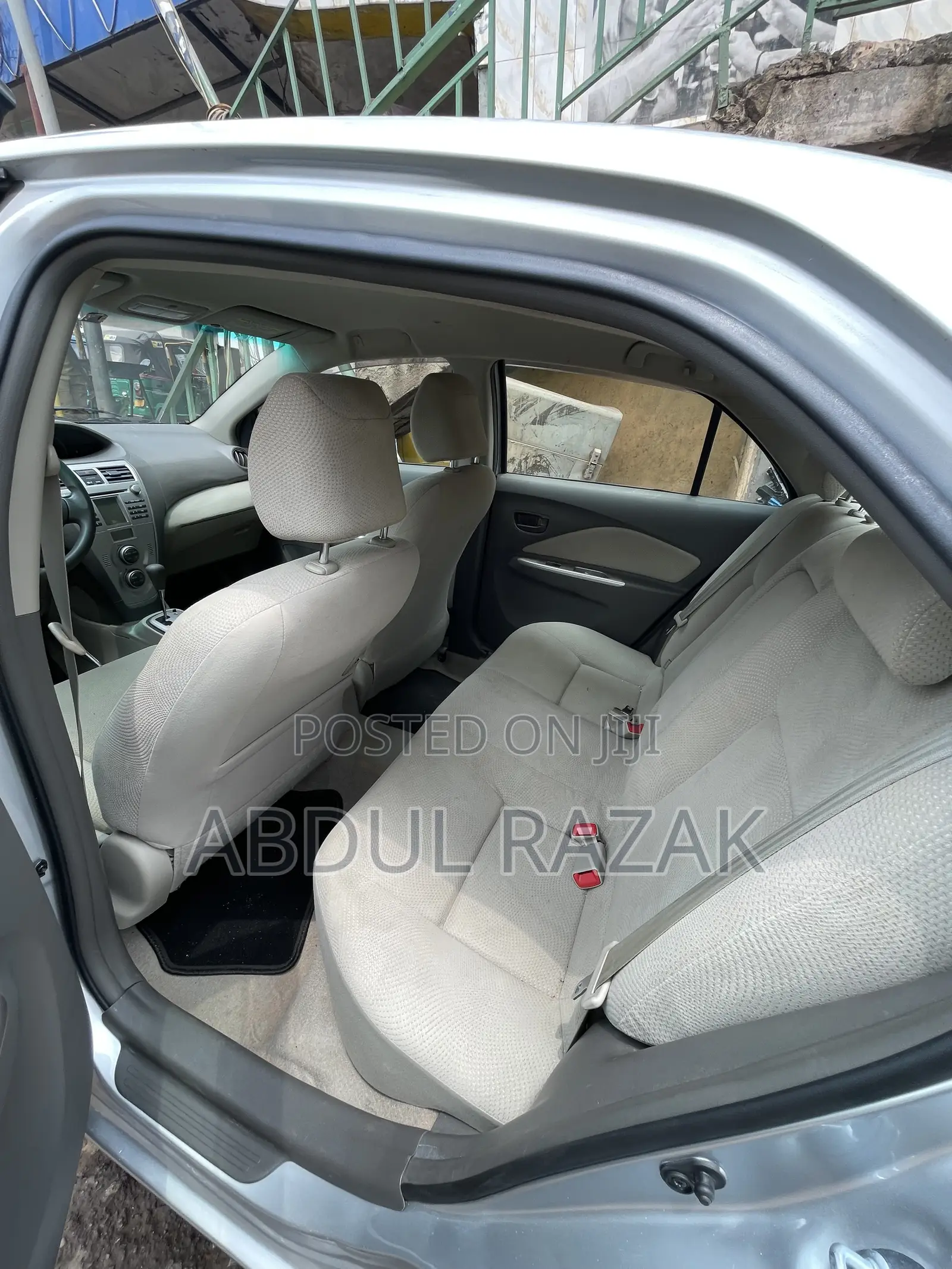 Toyota Belta 2012 Silver