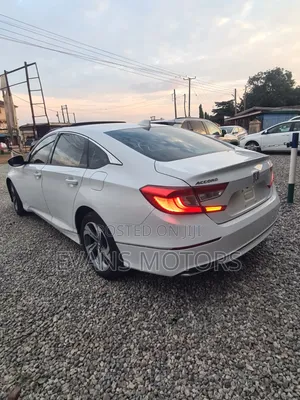 Honda Accord 2019 White