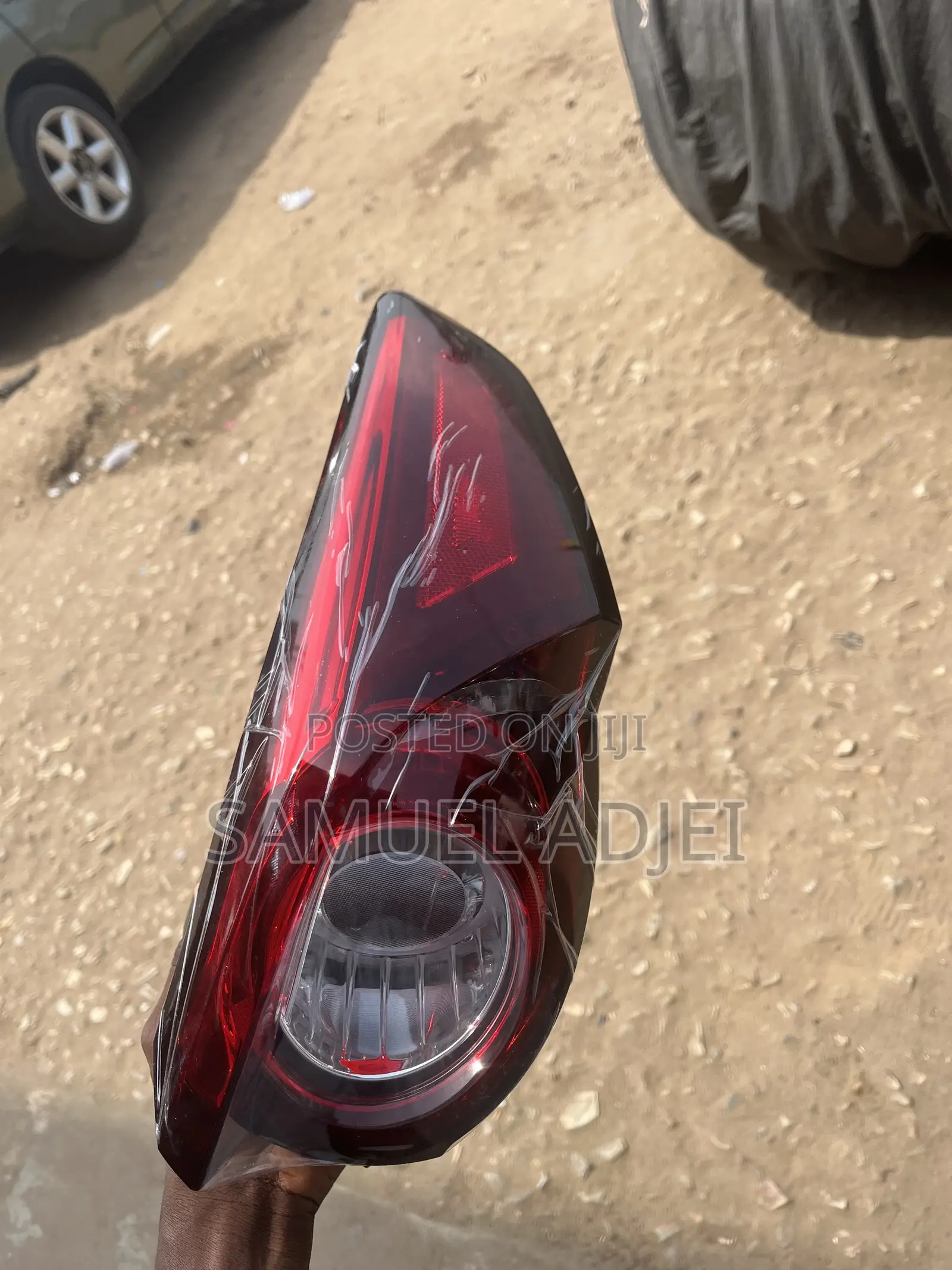 Mazda Cx9 Tail Light Half Led.
