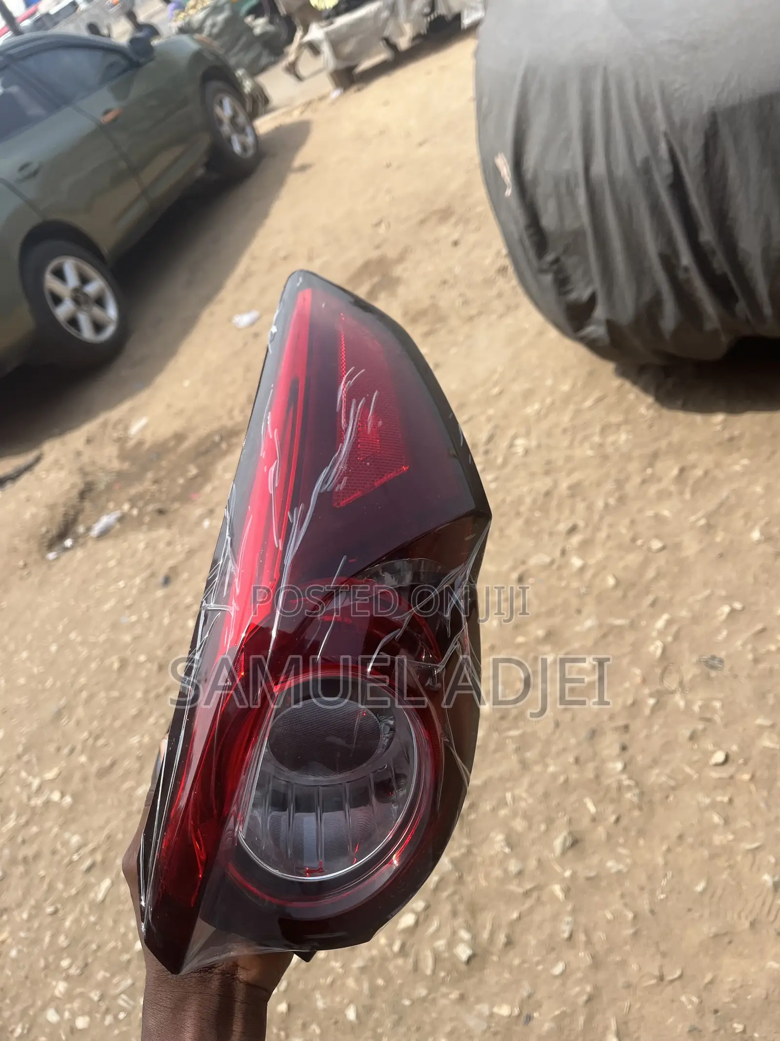 Mazda Cx9 Tail Light Half Led.