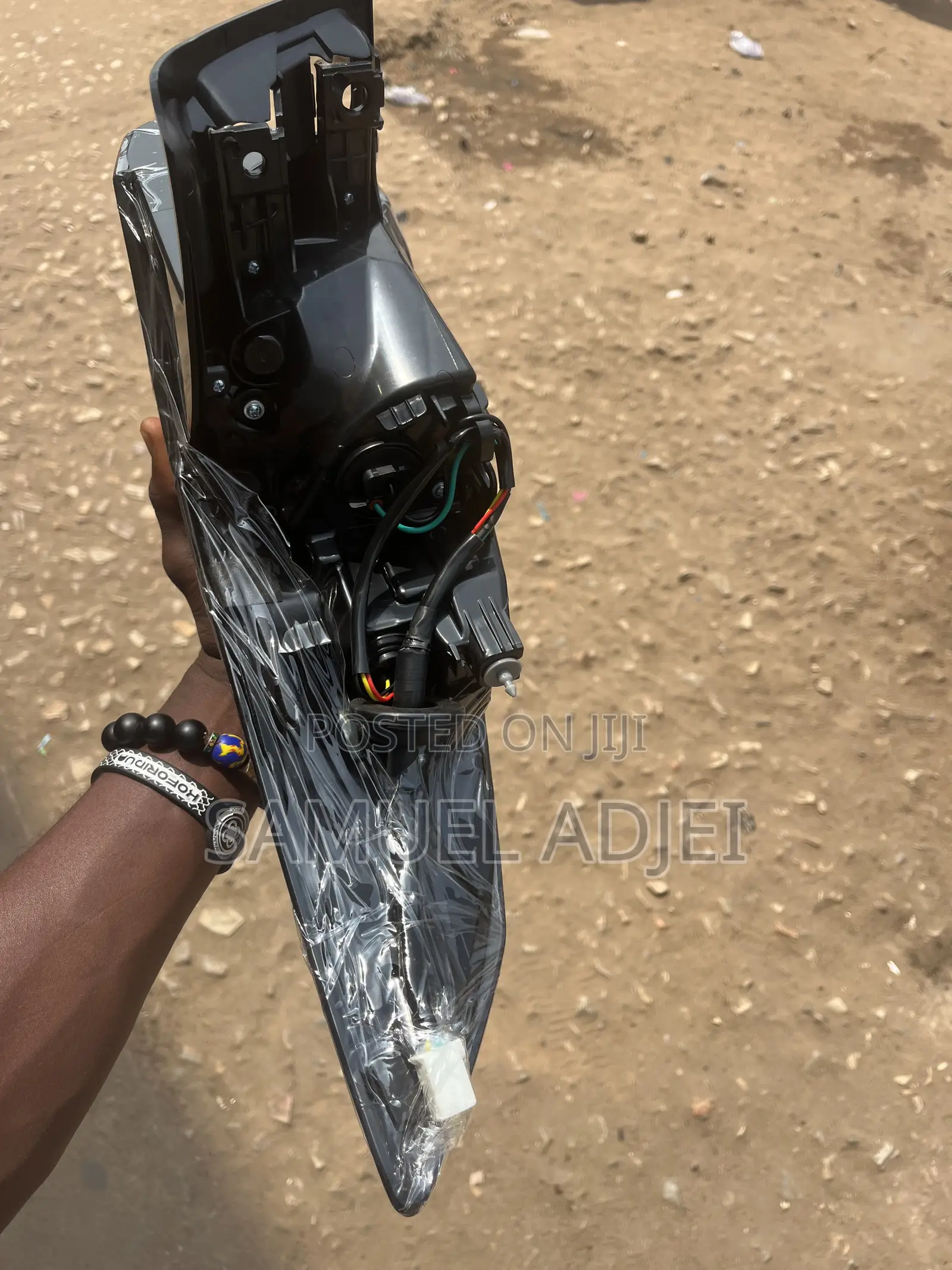 Mazda Cx9 Tail Light Half Led.