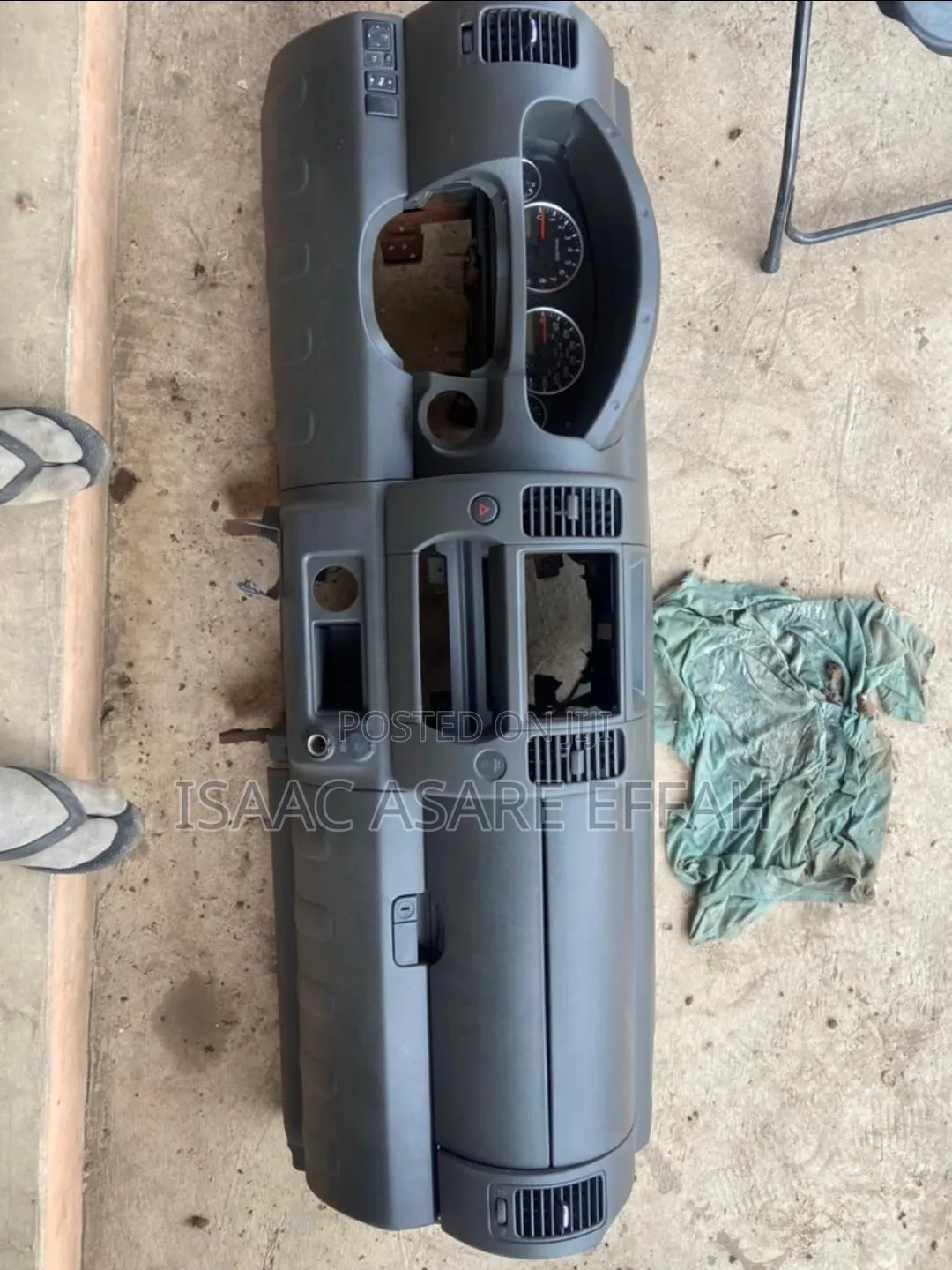 Complete Dashboard and Parts for All Cars
