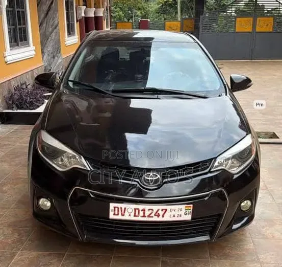 Toyota Corolla 2016 Black