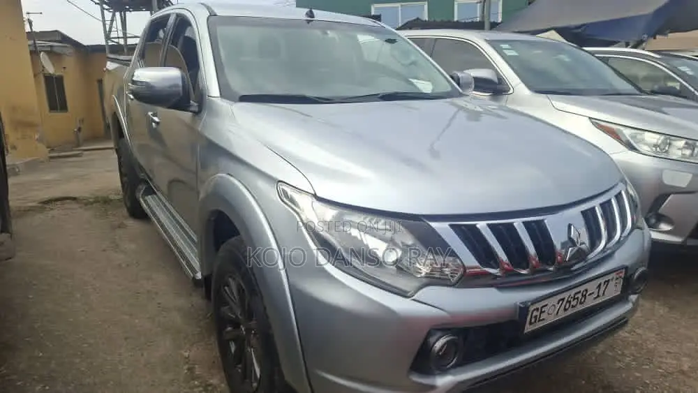 Mitsubishi L200 Double Cab 2.4 154hp 4WD 2017 Silver