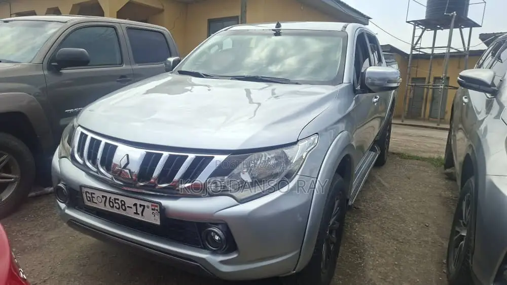 Mitsubishi L200 Double Cab 2.4 154hp 4WD 2017 Silver
