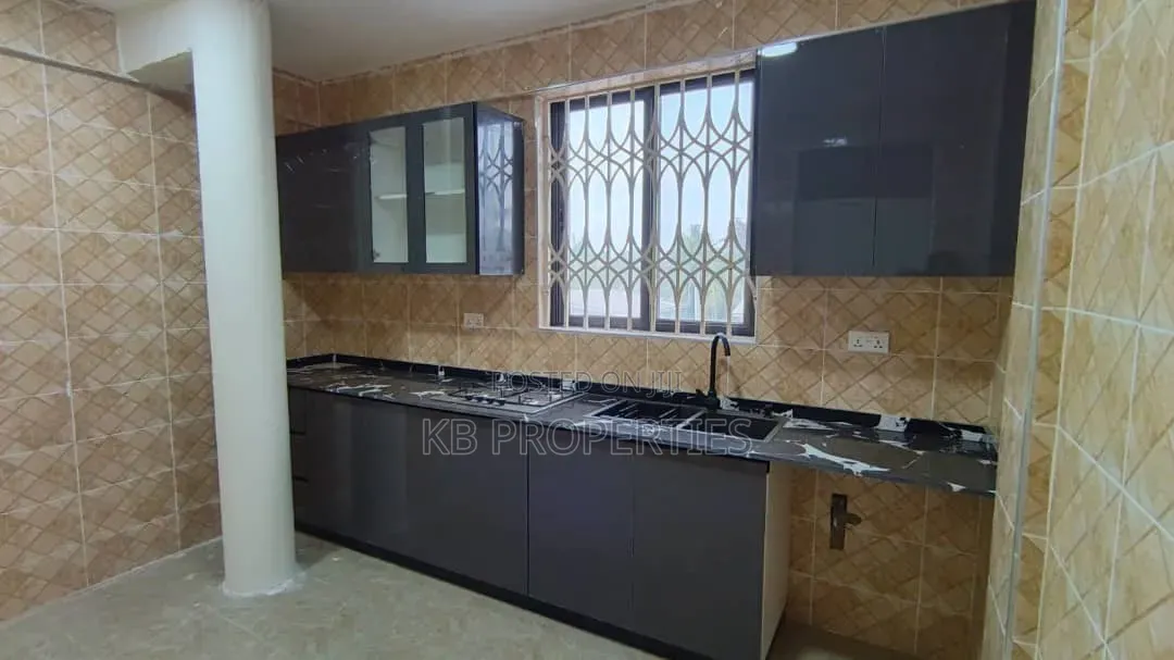 2bdrm Apartment in Kb Properties, GREDA Estate for rent