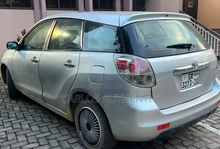 Toyota Matrix 2007 Silver