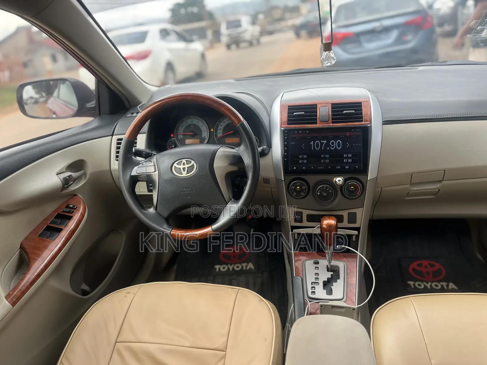 Toyota Corolla 2013 Red