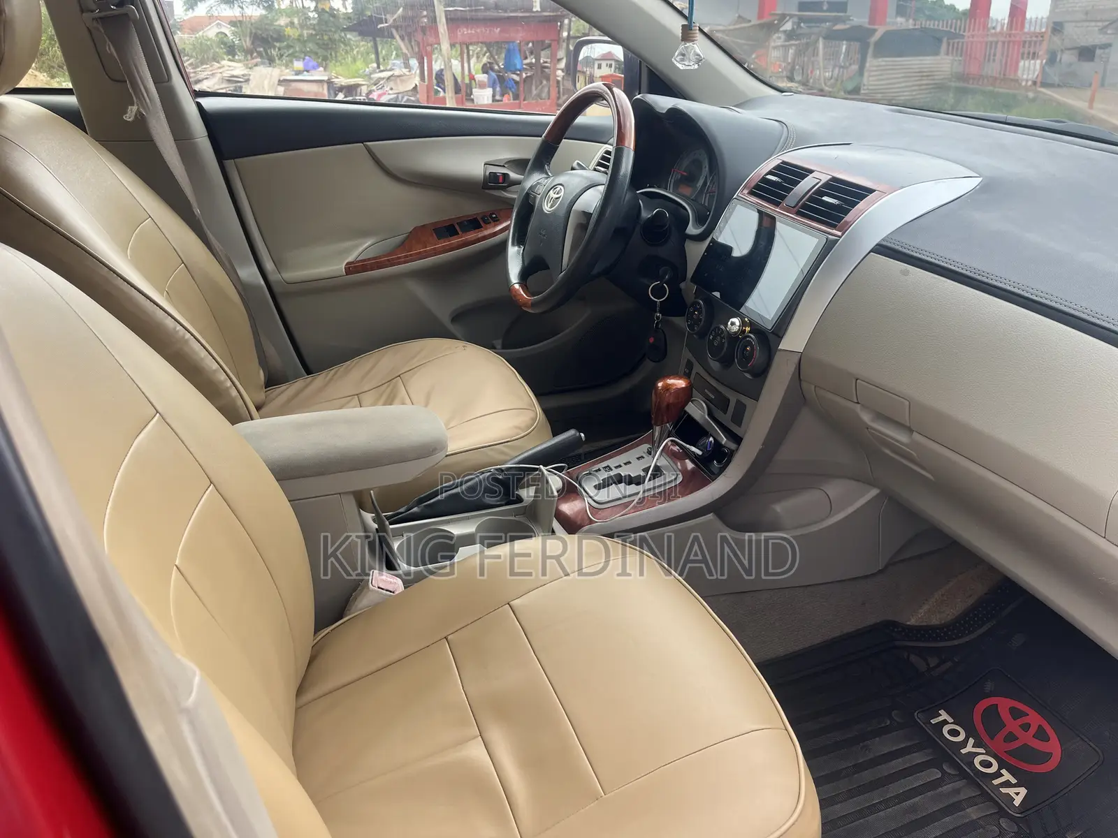 Toyota Corolla 2013 Red